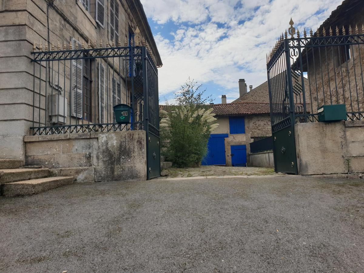 Le Chateau Châteauponsac Exterior foto
